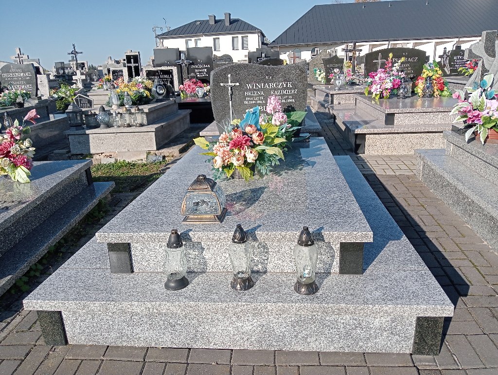 Grób Helena Winiarczyk
