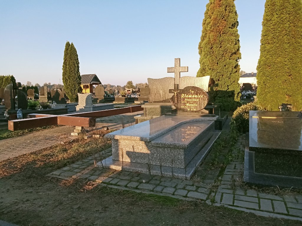 Grób Stanisław Złomaniec